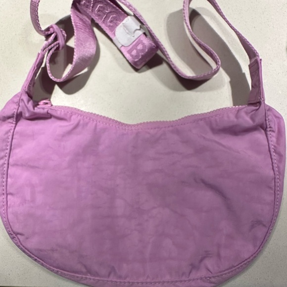 BAGGU Handbags - BAGGU Small Nylon Crescent Bag in Peony